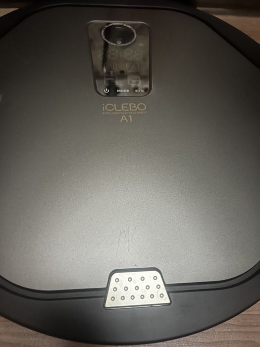 Робот-пылесос iClebo A1 (Южная Корея)