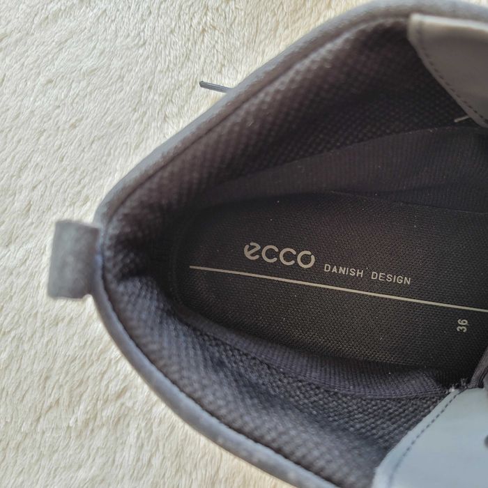 ECCO чисто нови маркови боти с подарък по избор на ТОП цена