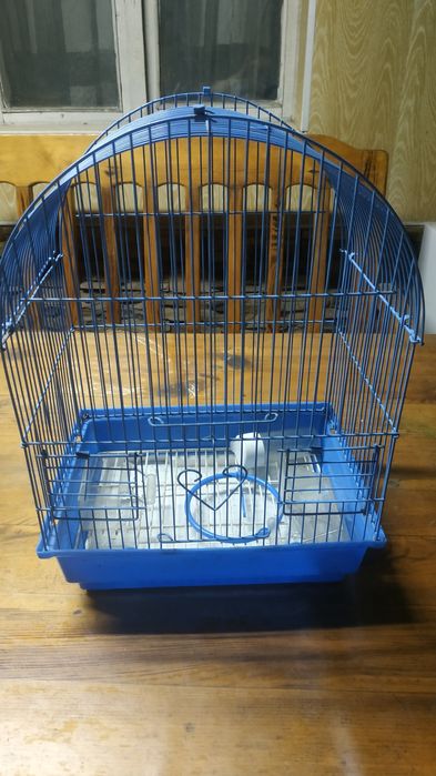 Продам клетки и домик для хомяков