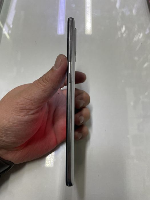 Samsung A71 (128GB) в идеальном состояний