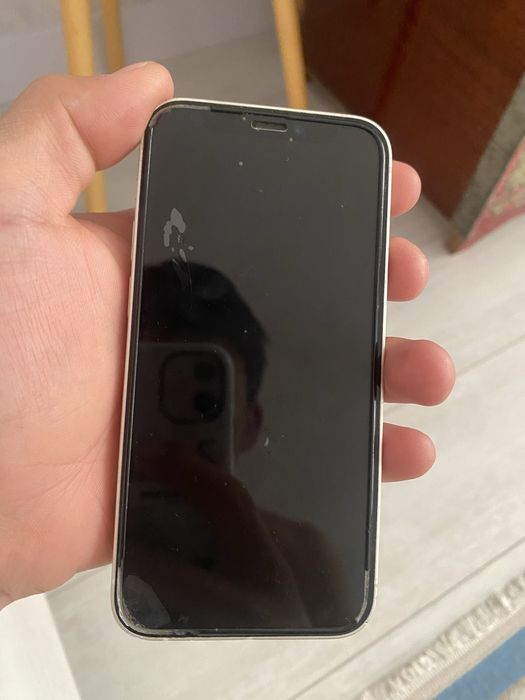 Айфон 12 мини…….