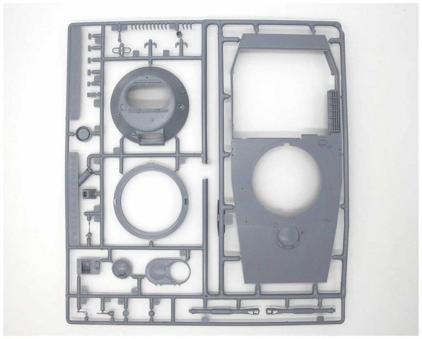 Сборная модель-Плавающий Танк-ПТ-76Б. Масштаб 1:35