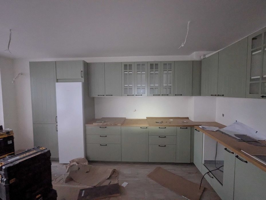 Сглобяване и монтаж кухни ИКЕА / IKEA Kitchen Fitter