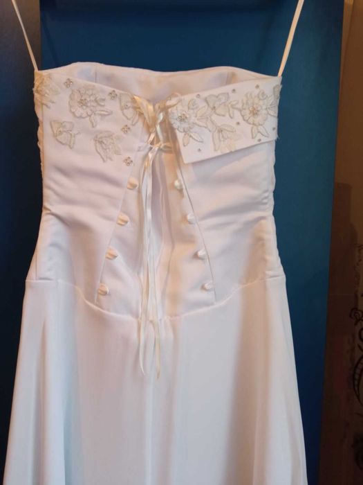 Rochie de mireasa si accesorii