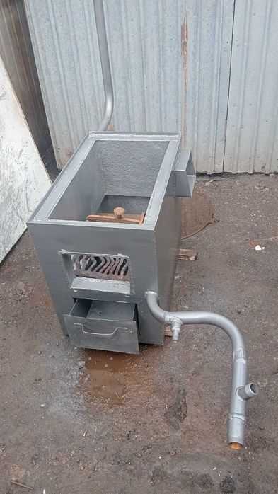 Продам котел водяного отопления.