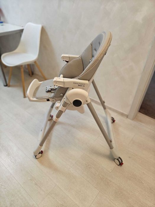 Scaun de masa bebelusi Peg Perego