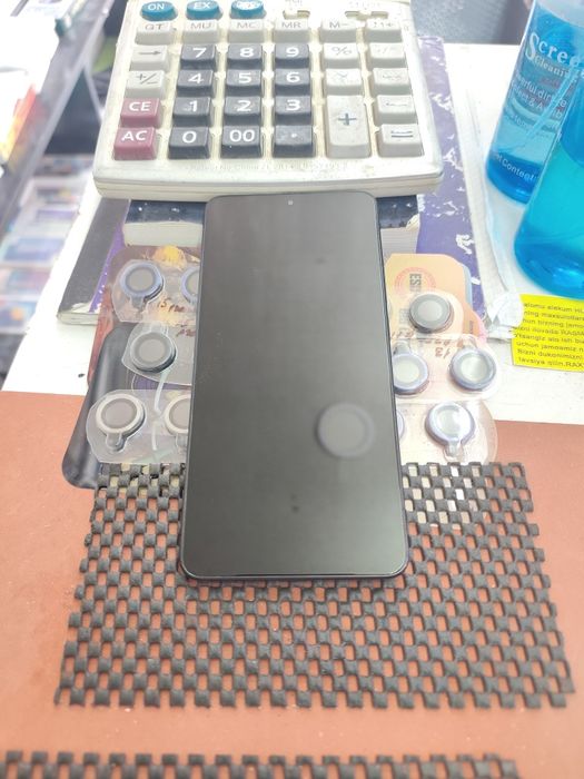 Poco X7 Pro 256 gb 8gb 8/256