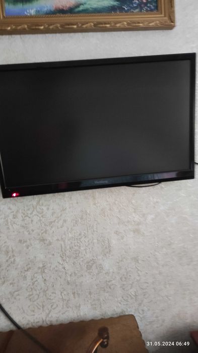 Телевизор LD  32" дюйма.