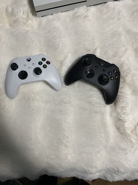 Xbox One S 2 manete 6 jocuri