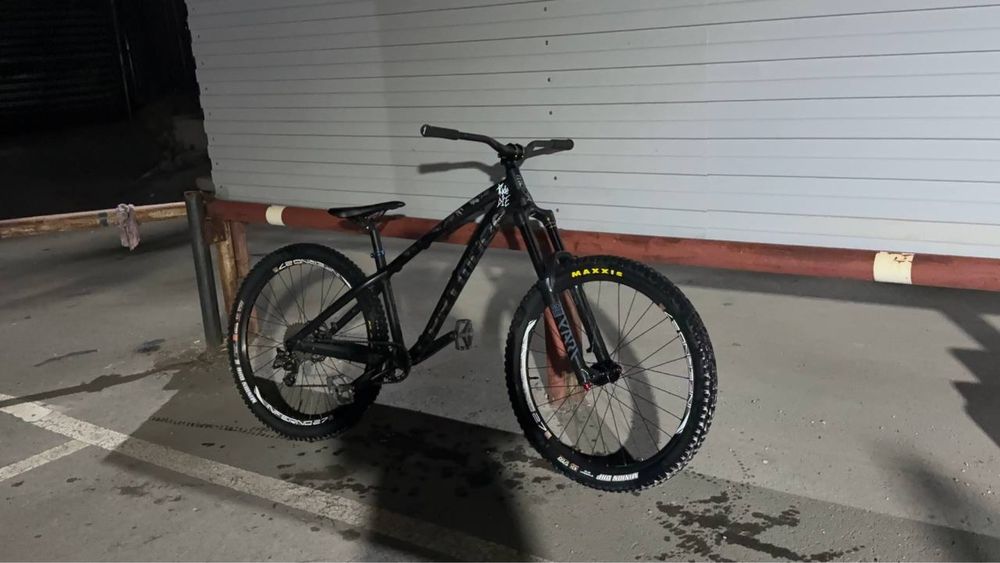 dartmoor hornet S 27.5