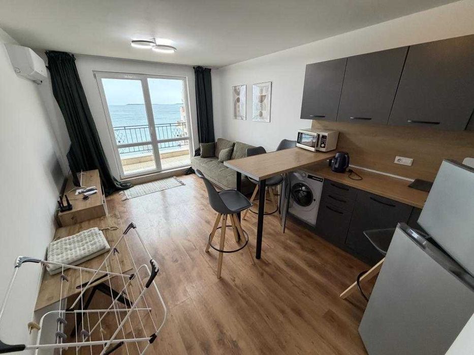 Продава се Двустаен апартамент в Свети Влас - 58 кв.м за 1275 €/кв.м - Снимка #3