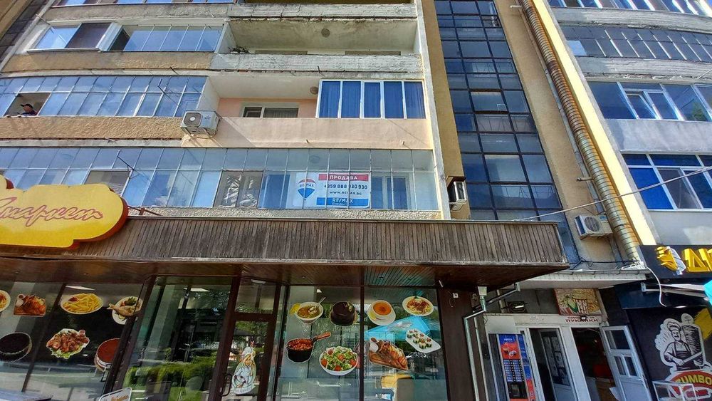 Продава се Двустаен апартамент в Разград, Бели Лом - 69 кв.м за 1522 €/кв.м - Снимка #11