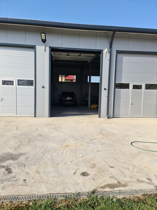 Inchiriez hala zona metro 250m