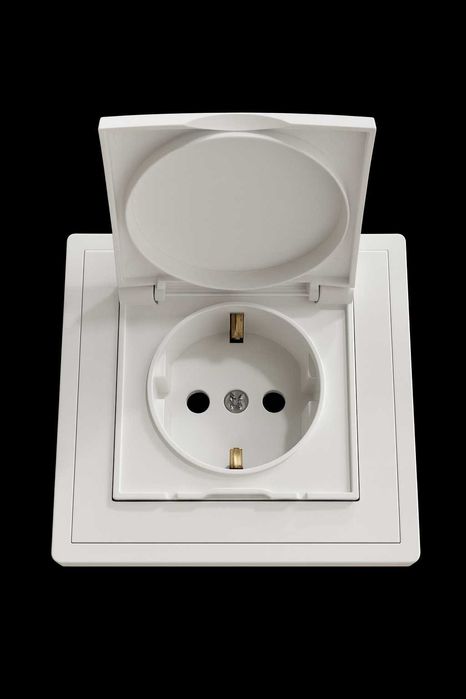 mustahkam va arzon rozetka — прочная и доступная розеткA