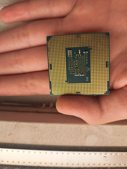Продам i3 6100..