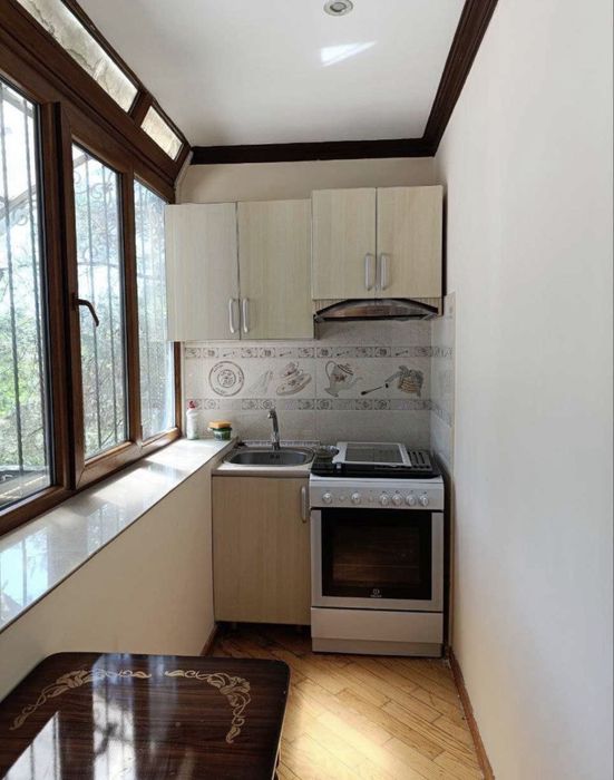 2в3 комнатная Юнусабад 12 квартал . Метро 4 минуты