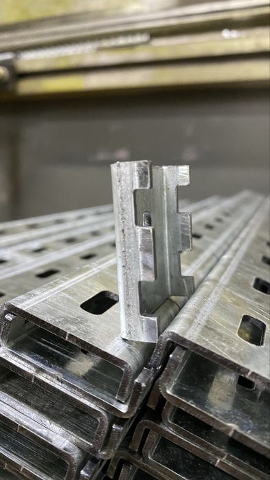 Кронштейны для 3д сетки  цены от 2оо тг