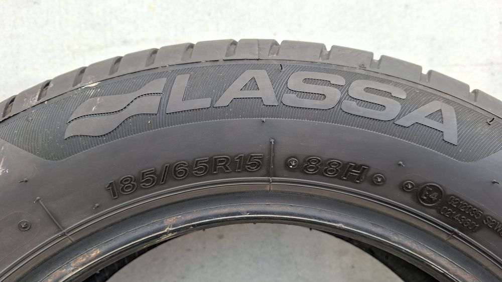 Летни гуми 185 65 15 Lassa Revola
