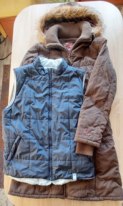 Много топло зимно яке и топла грейка елек с две лица.