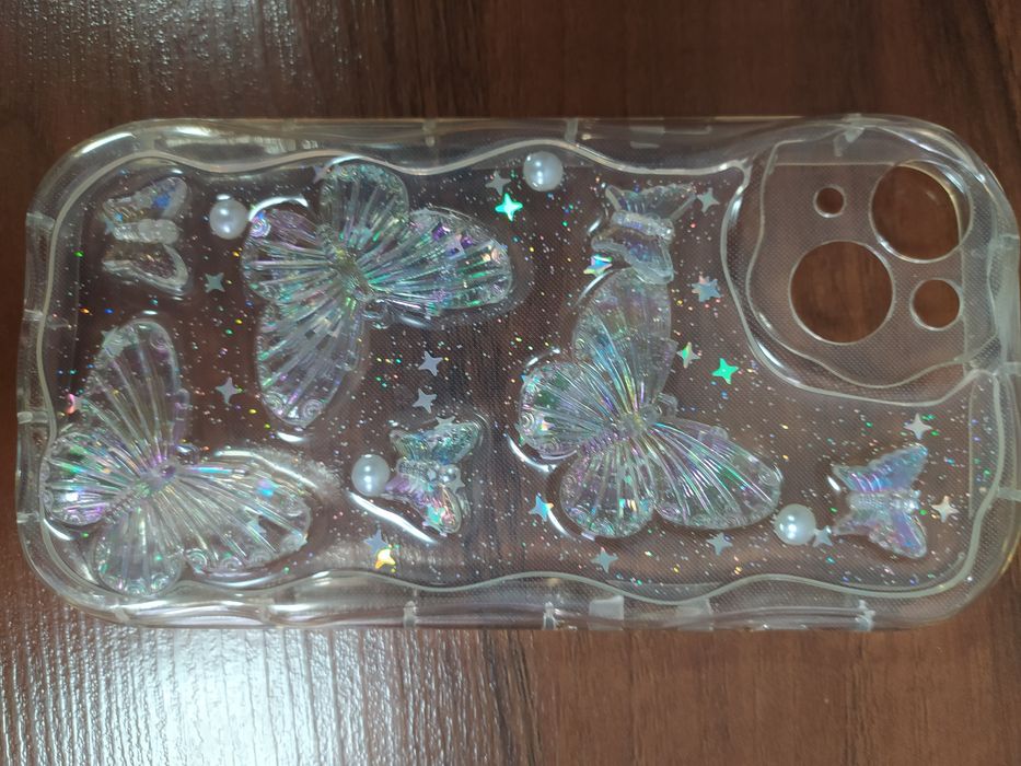 Продам чехол на айфон 13