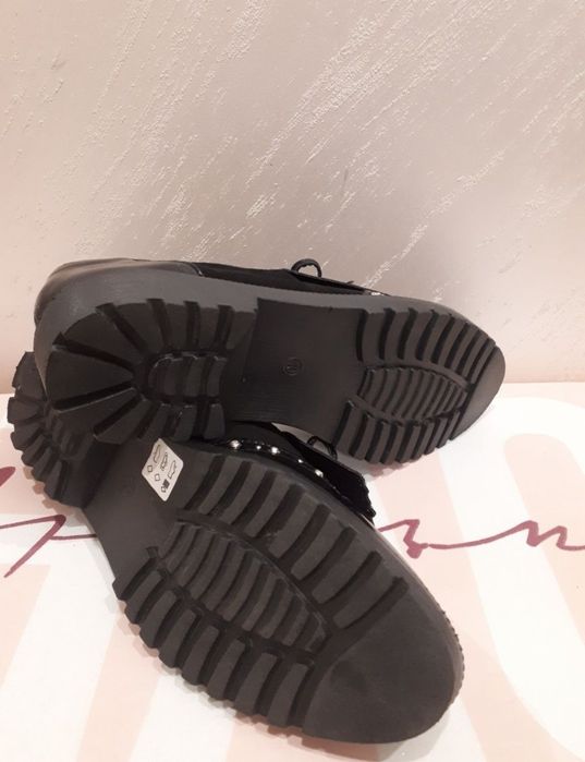 Дамски  черни обувки