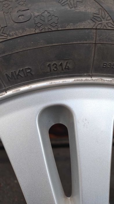 Джанти с гуми 205/60/16