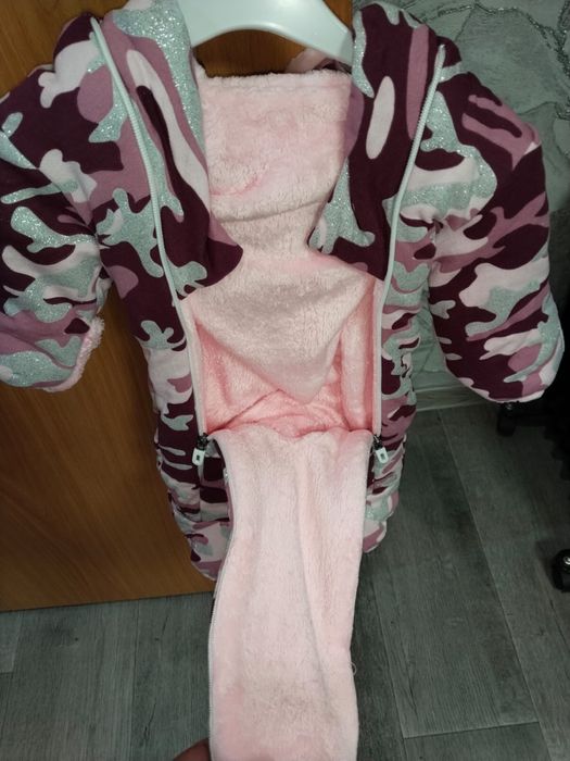 Продам комбинезон теплый