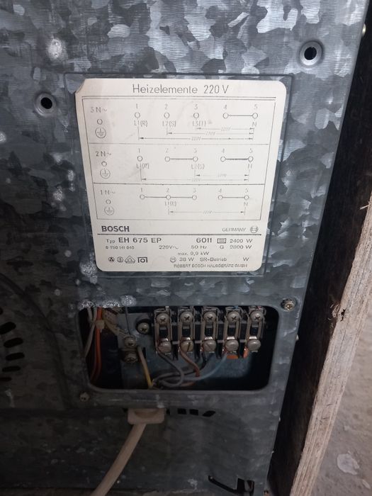 Фурна и керамичен плот бош - трифазна