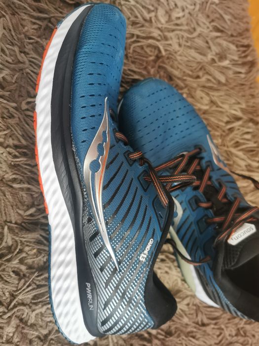 Оригинални  Saucony  номер 45 и  46