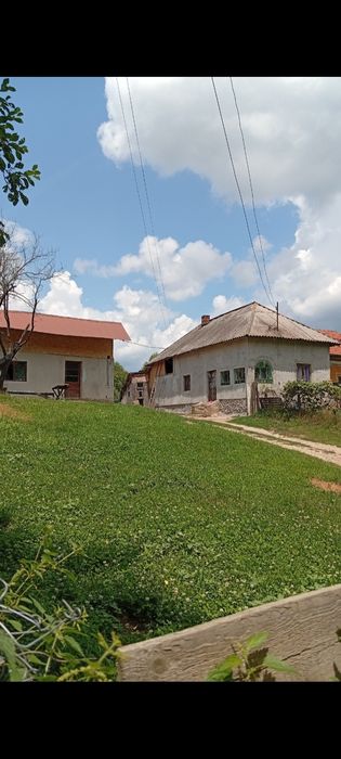 Casa de vânzare.