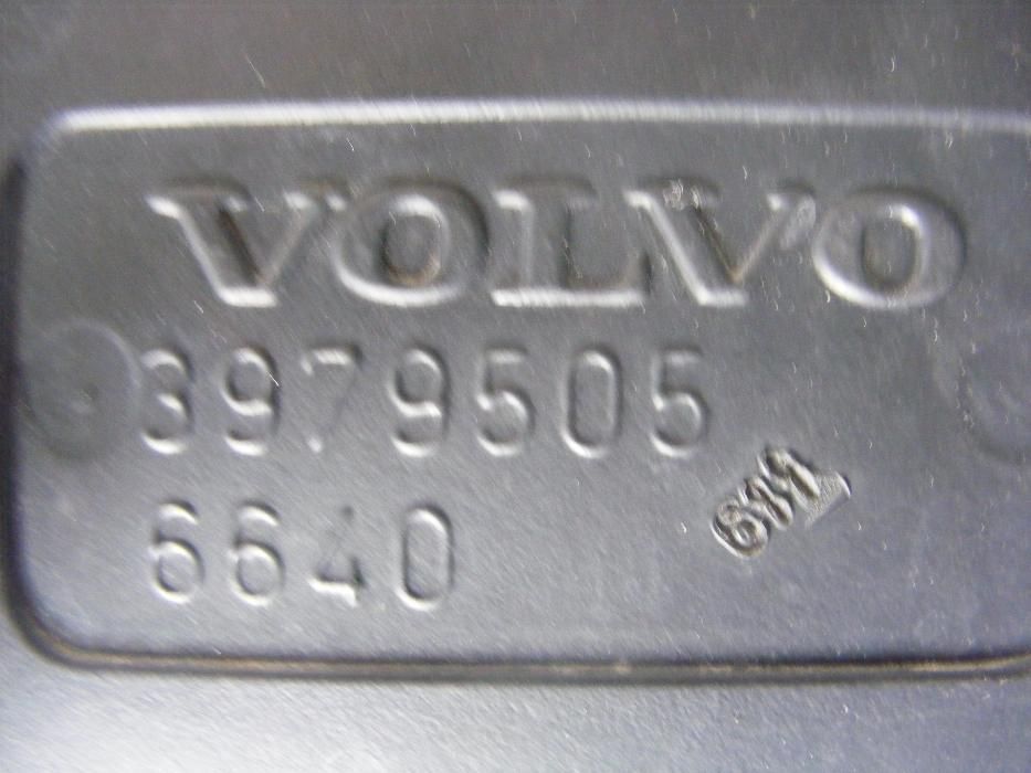Carcasa filtru aer piese dezmembrari camioane Volvo 3979505