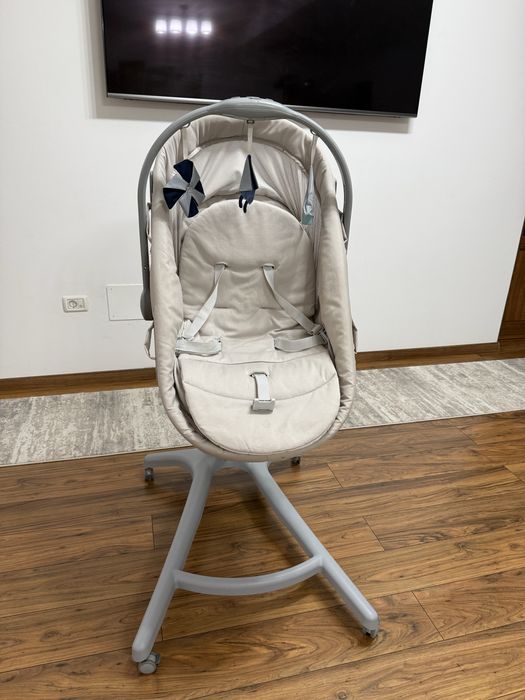 Cosulet multifunctional 5 in 1 Chicco Baby Hug Pro, Gri, 0luni+