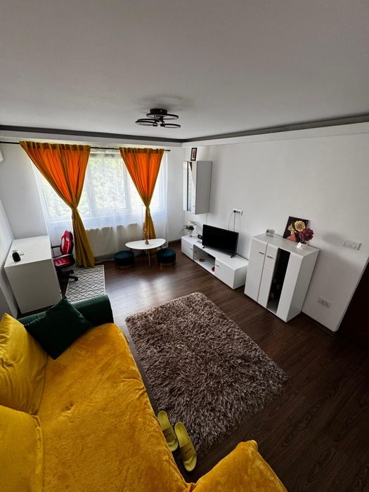 Apartament 2 camere - balcon ,Terasa  pod ,Zona Alexandru- POSTA - C.E.C. Total R.K. Intabulare OCPI .Bloc cu izolație termică.Fara Bulina.