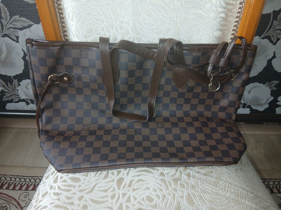 Продам сумки женские