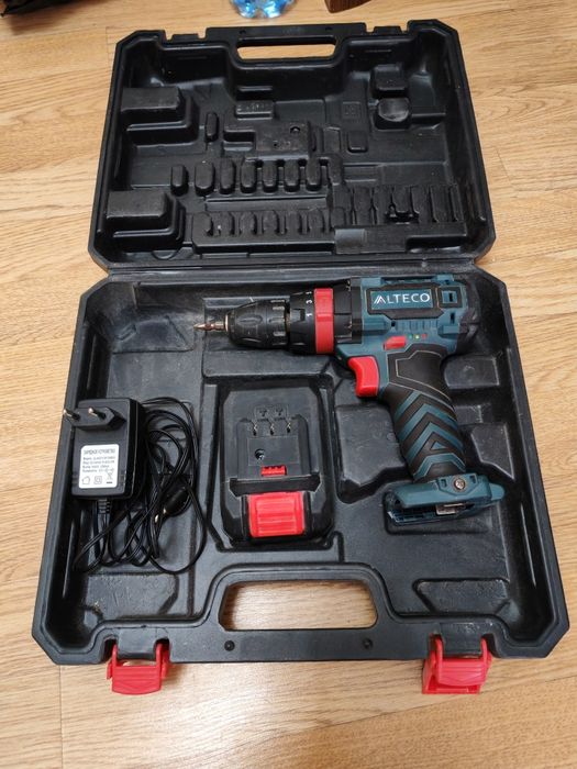 Продам шуруповерт