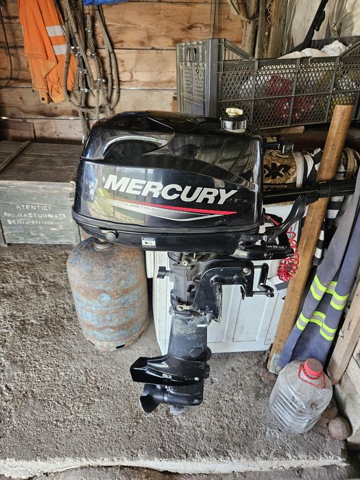 Motor mercury 6 cp