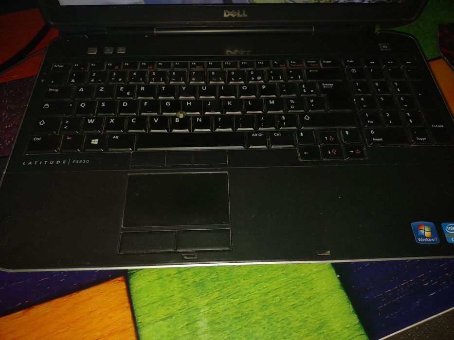 Laptop DELL LATIDUDE 5530 , i5 ,SSD , Windows 11,Roblox