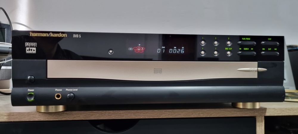 Magazie cd Harman Kardon DVD 5 si Uher