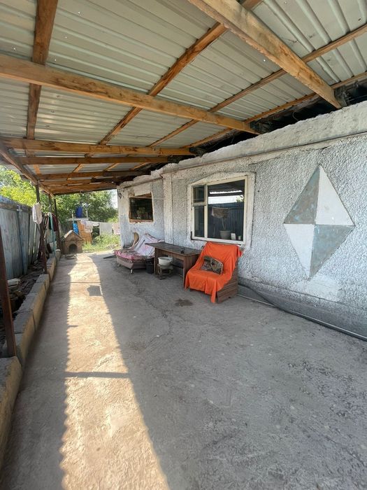 Продам дом с удобным расположение