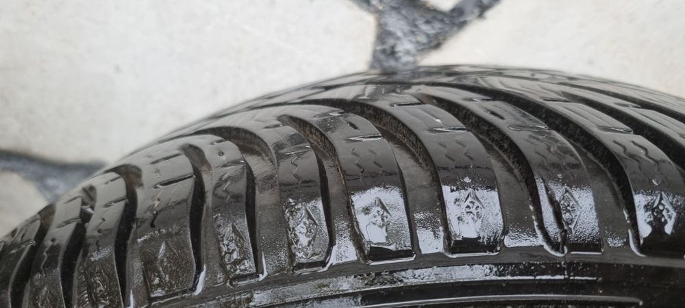 205 50 17 - 4 бр. зимни Kleber Krisalp HP3