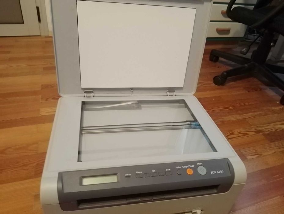 Принтер/скенер Samsung SCX 4200 за части