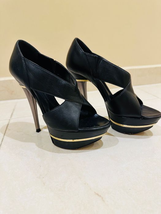 Италиански обувки Baldinini