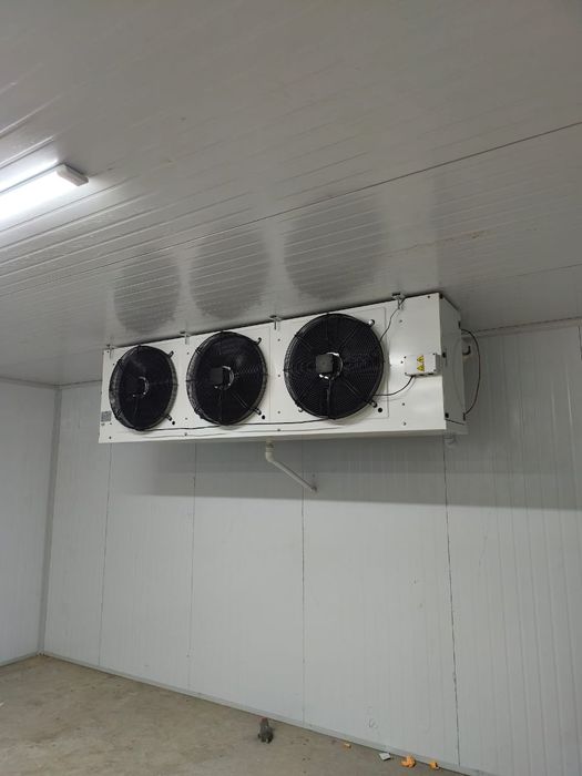 Холодильные и морозильные камеры