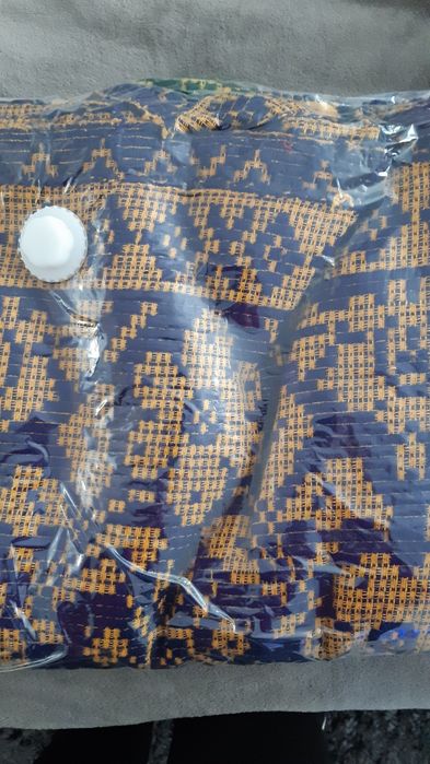 Macate lana cusute la razboi