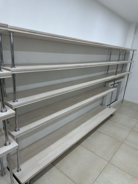 Полки, витрина для товара и прочее