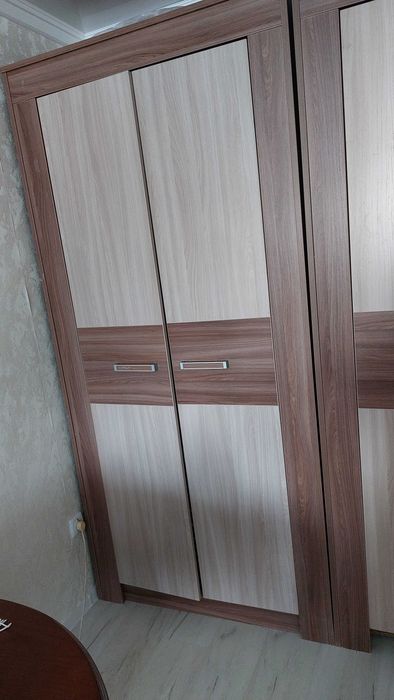 Шкафы для одежды