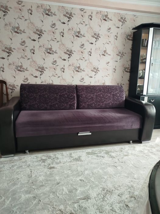 Продам б/у диван