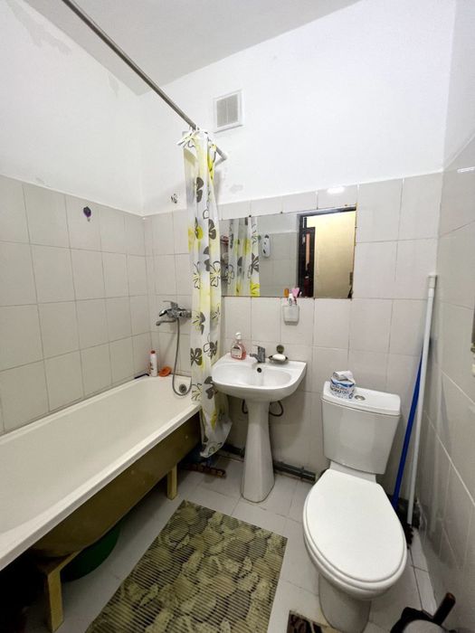 1-хана. Квартира сатылады, 27мкр 1 этаж, 27м.кв