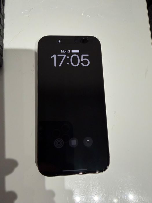 Iphone 15pro, 256gb, baterie 88%