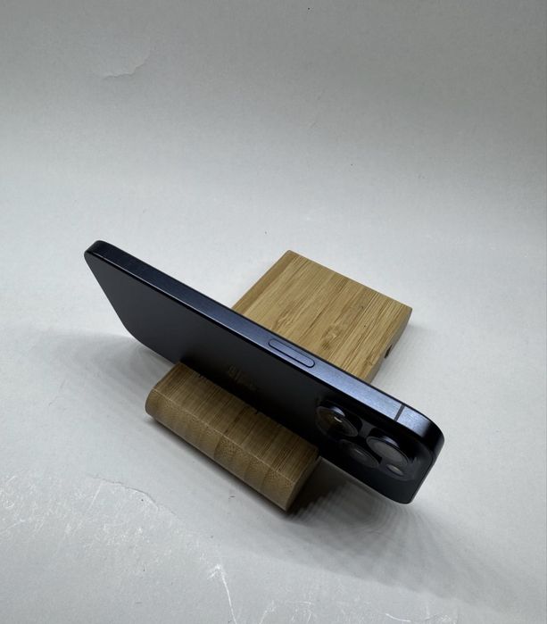 IPhone 15 pro 128 Gb